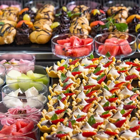 Курортний комплекс Sol Palace