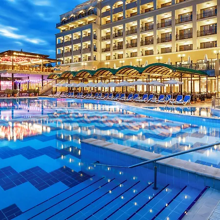 Курортний комплекс Sol Palace