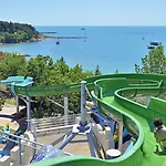 Ośrodek wypoczynkowy Sol By Melia Palace Nesebyr