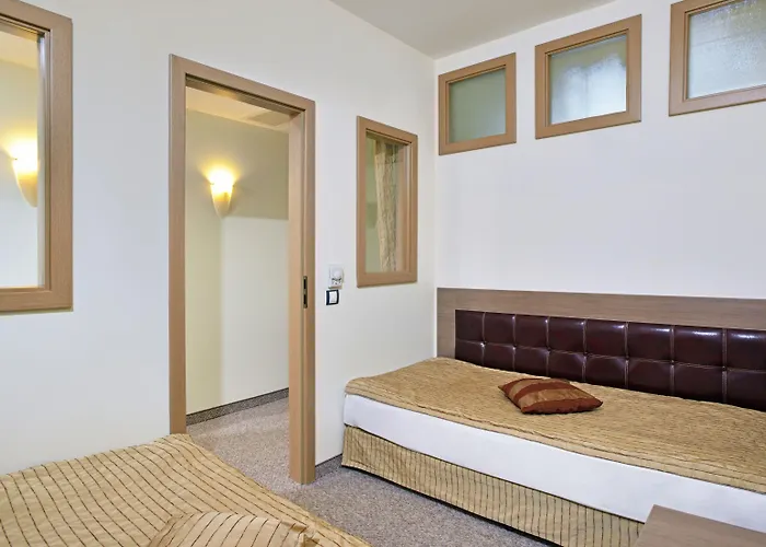 Курортний комплекс Sol Palace Несебир