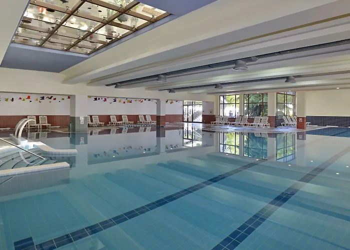 Курортний комплекс Sol Palace Несебир