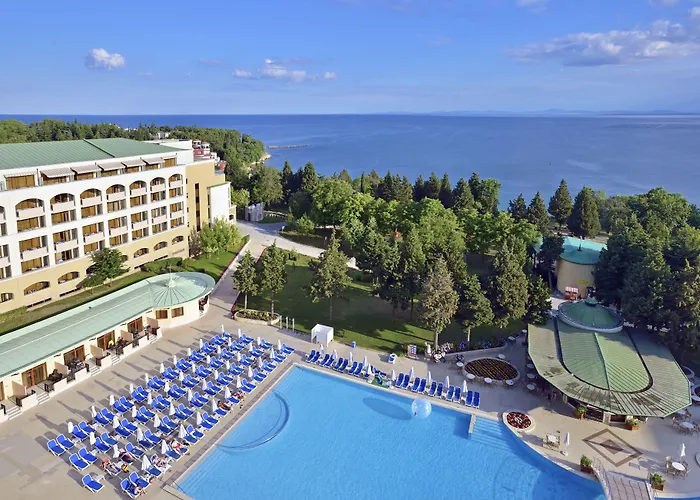 Курортний комплекс Sol Palace 5*