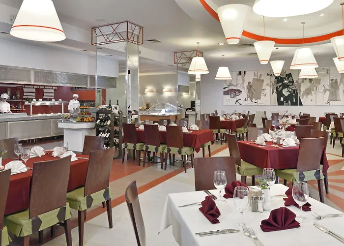 Курортний комплекс Sol Palace