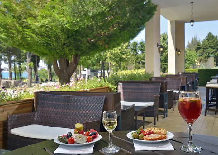 Курортний комплекс Sol Palace Несебир